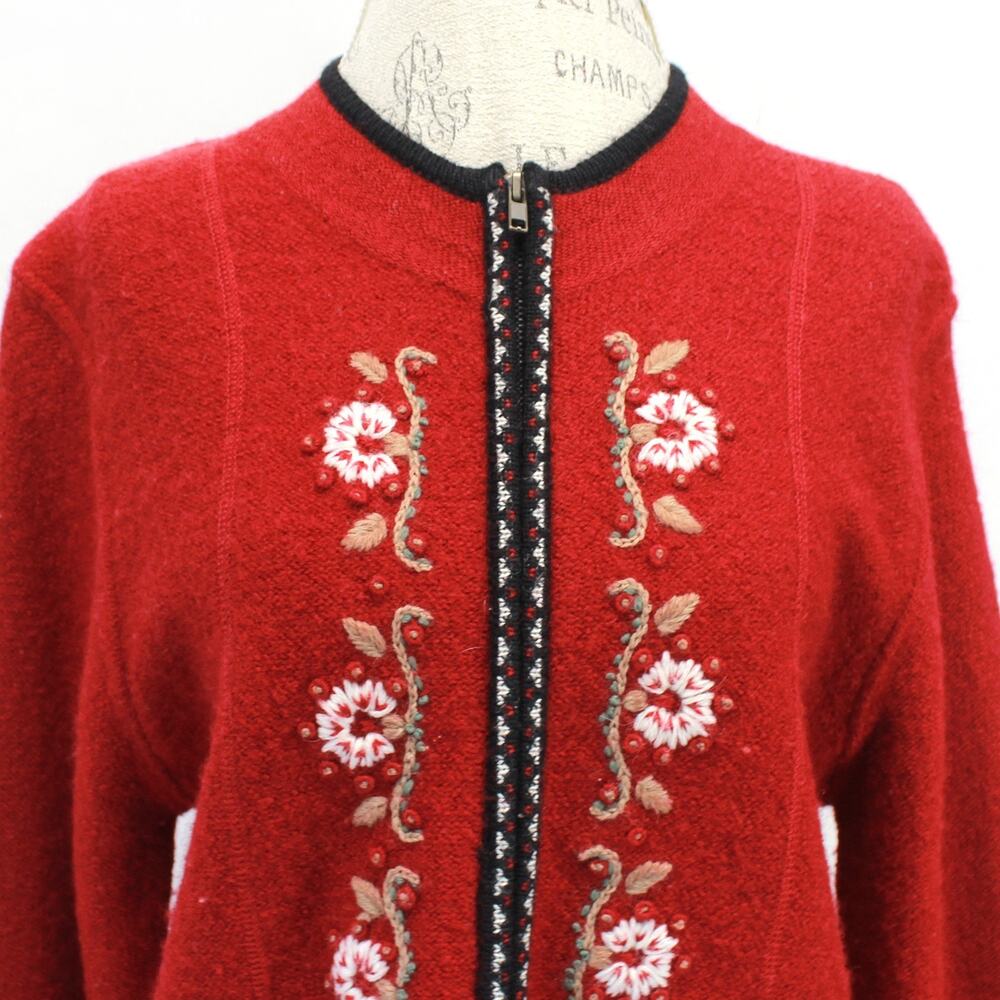 Real Comfort Red 100% Wool Sweater Cardigan Zip Embroidered Floral Cottagecore M - Picture 3 of 8